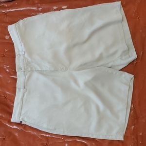 Tommy Bahama Khaki shorts size 36